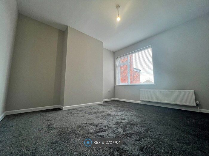 2 Bedroom Flat To Rent In Ashley Road, Poole, BH14