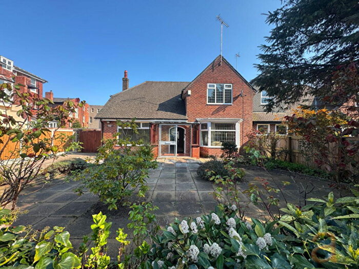 3 Bedroom Semi-Detached Bungalow For Sale In Gloucester Road Southport, PR8