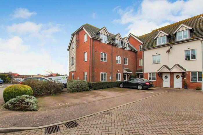 2 Bedroom Flat To Rent In Flat, Saddlers Mews, Ramsgate, CT12