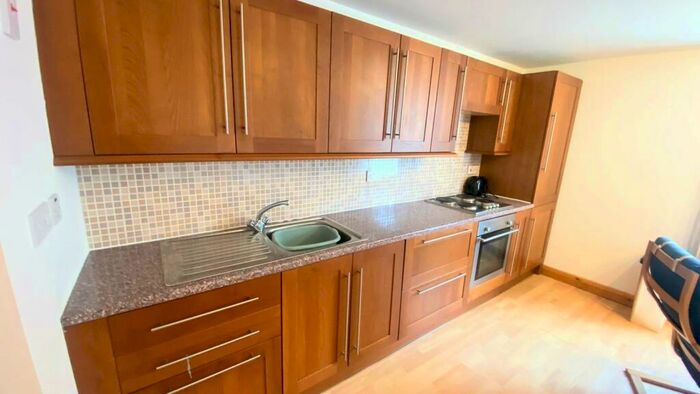 1 Bedroom Flat To Rent In Bedminster Parade, Bedminster, Bristol, BS3