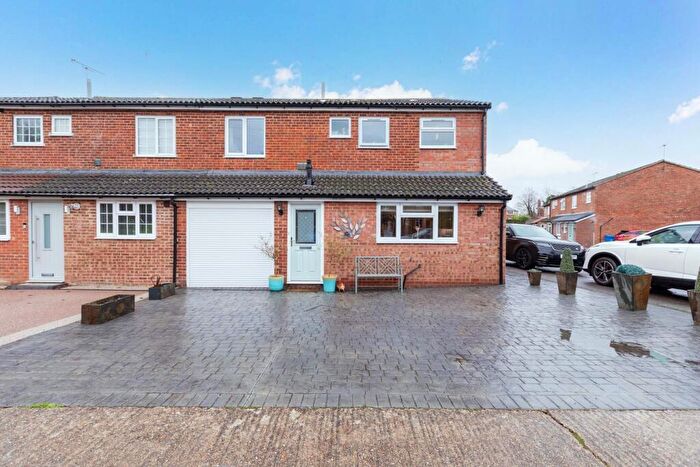 3 Bedroom Semi-Detached House For Sale In Eskdale Gardens, Maidenhead, SL6