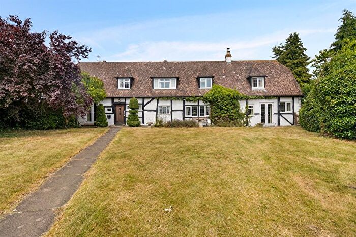 4 Bedroom Detached House For Sale In Cruck House, Newbridge Green, Near Upton Upon Severn, Worcester, Worcestershire, WR8
