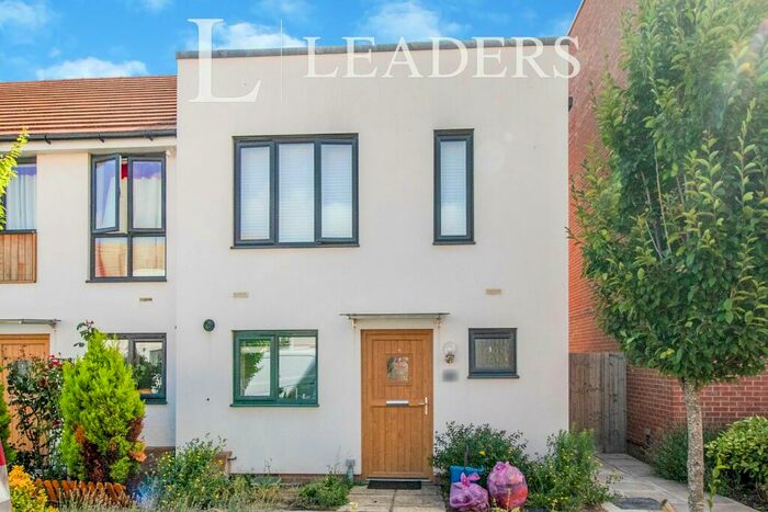 2 Bedroom End Of Terrace House To Rent In Cole Avenue, Southend, SS2