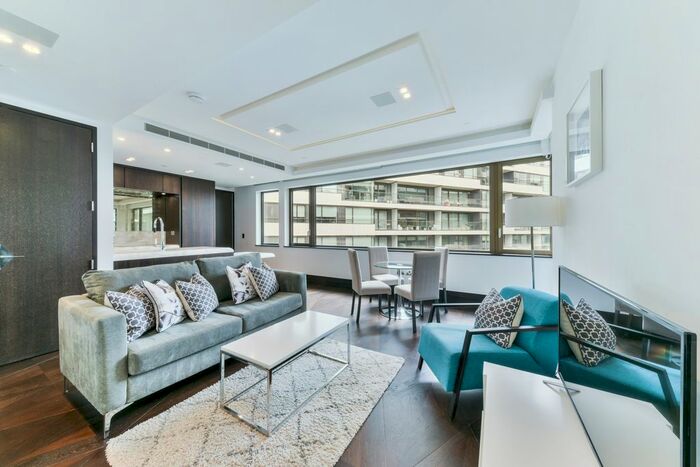 1 Bedroom Flat To Rent In Crown Square, Tower Bridge, London, SE1