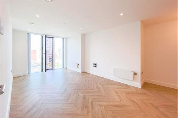 2 Bedroom Apartment To Rent In Elizabeth Tower :: Manchester, M15