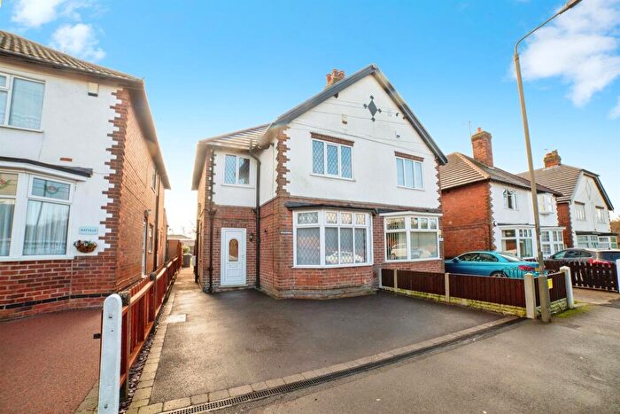 3 Bedroom Semi-Detached House For Sale In Grange Street, Alfreton, DE55