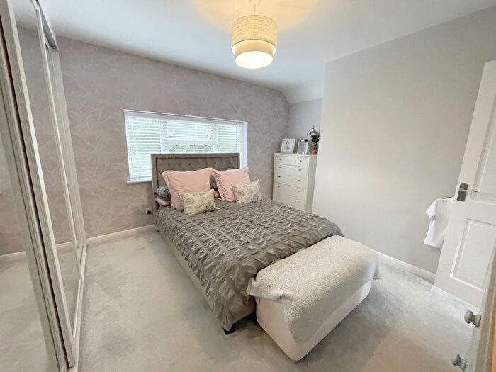 2 Bedroom Semi-Detached House For Sale In Tower Close, Hitchin, SG4