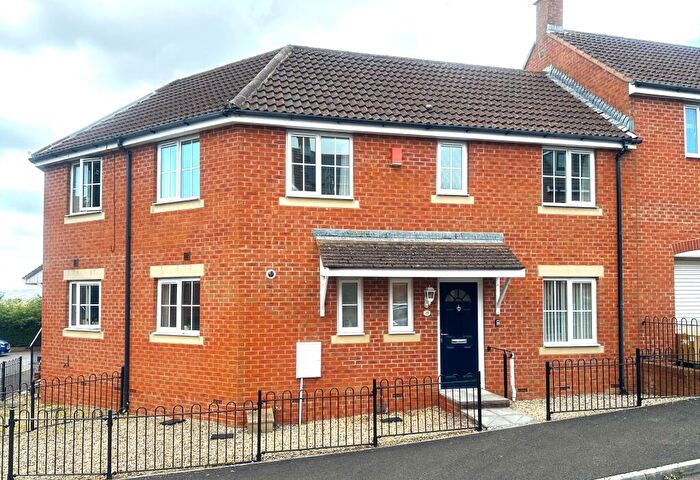 3 Bedroom Terraced House For Sale In Salterton Court, Littleham, Exmouth, EX8