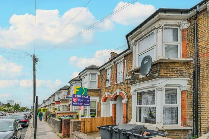 1 Bedroom Flat To Rent In Shelbourne Road, Tottenham, London, N17