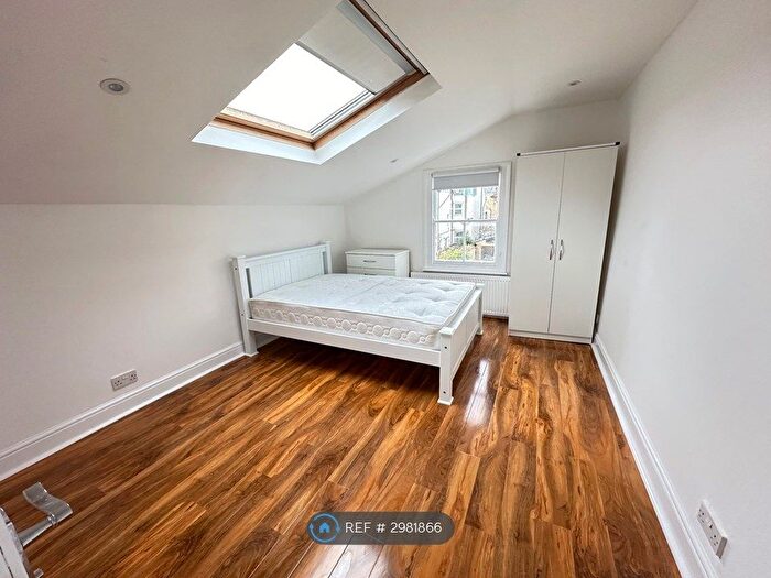 3 Bedroom Flat To Rent In Selsdon Rd, W Norwood, Tulse Hill, Brixton, Streatham, Herne Hill, SE27