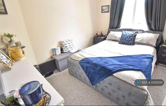 3 Bedroom End Of Terrace House To Rent In Bishop Road, Chelmsford, CM1
