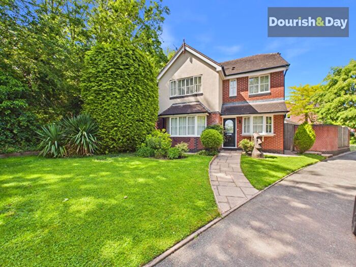 4 Bedroom Detached House For Sale In Kingfisher Drive, Colwich, ST18