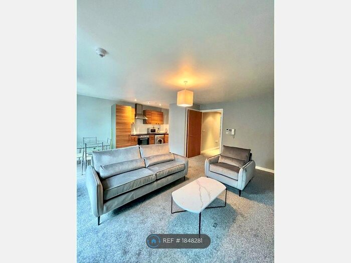 2 Bedroom Flat To Rent In Ludgate Hill, Manchester, M4