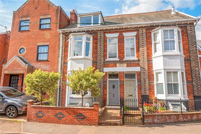 4 Bedroom Terraced House To Rent In Orchard Street, Bury St. Edmunds, Suffolk, IP33