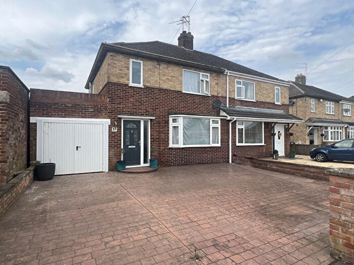 3 Bedroom Semi-Detached House For Sale In Green Street, March, PE15