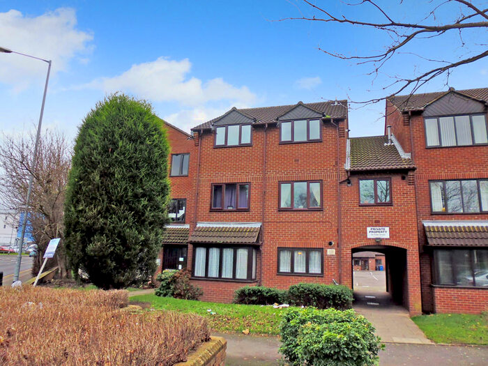2 Bedroom Apartment To Rent In Saxon Mill Lane, Tamworth, B79