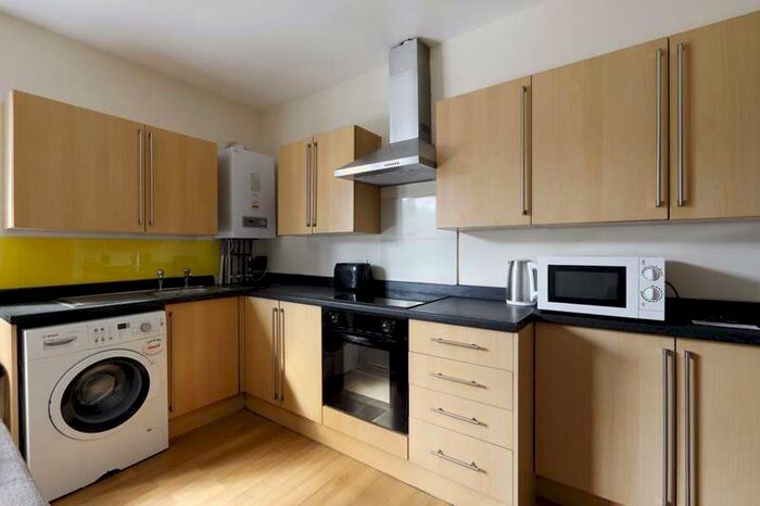 5 Bedroom House To Rent In Elm Grove, Brighton, BN2