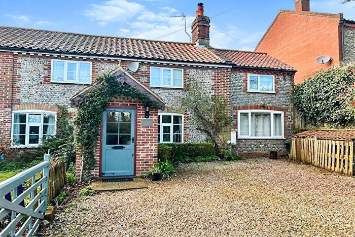 3 Bedroom Semi-Detached House For Sale In Crossdale Street, Northrepps, Cromer, NR27