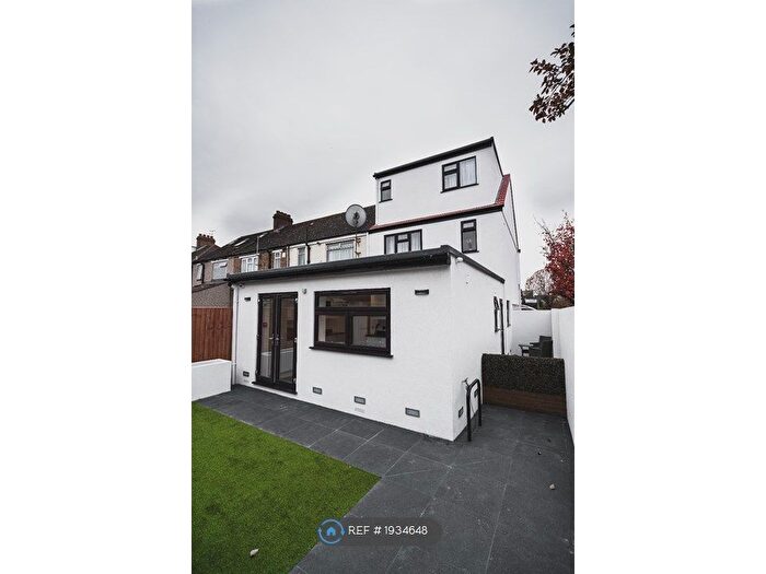 1 Bedroom Semi-Detached House To Rent In St Olave's Walk, London, SW16