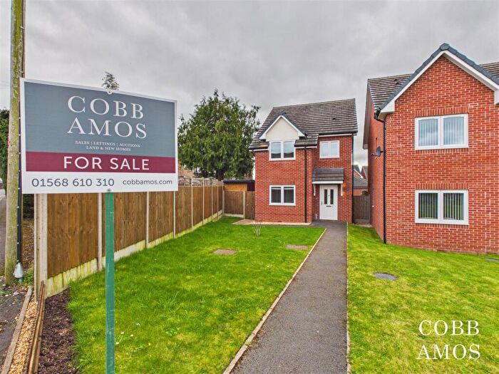 3 Bedroom Detached House For Sale In Oak Tree Drive, Leominster, HR6