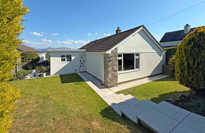 4 Bedroom Bungalow For Sale In Maes Yr Hafod, Menai Bridge, Isle Of Anglesey, LL59