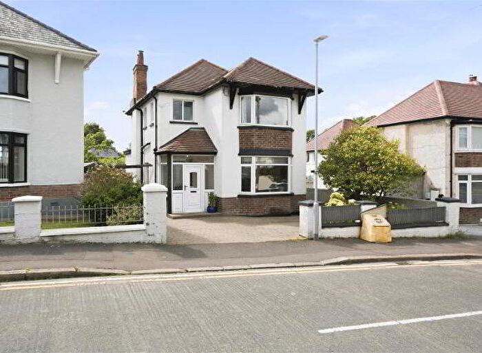 3 Bedroom Detached House For Sale In Thornhill Park, Belfast, BT5
