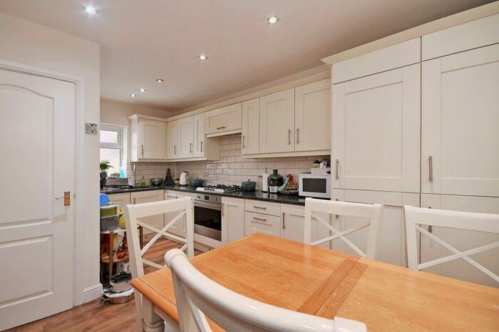 3 Bedroom Terraced House To Rent In Woodseats Road, Sheffield, S8