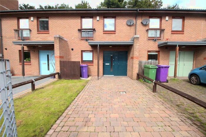 3 Bedroom Town House To Rent In Evesham Close, Liverpool, Merseyside, L25