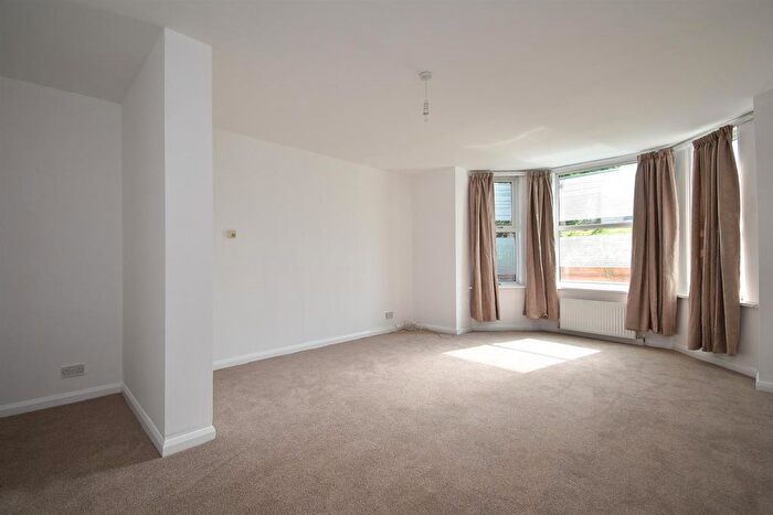 1 Bedroom Flat To Rent In St Leonards, East Sussex, TN38