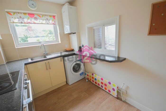 1 Bedroom Flat To Rent In Cherry Tree Court, Cherry Tree Road, Nether Edge, S11
