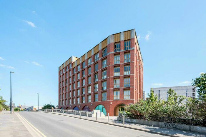 1 Bedroom Flat To Rent In Wansbeck Road, , Hackney Wick, London, E3