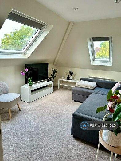 1 Bedroom Flat To Rent In Waddon Court Road, Croydon, CR0