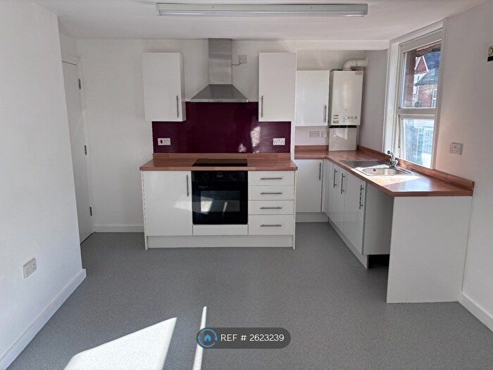 2 Bedroom Maisonette To Rent In London Road, Hurst Green, Etchingham, TN19