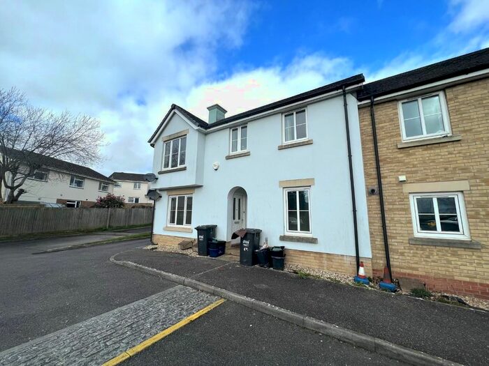 2 Bedroom Flat To Rent In Westaway Heights, Barnstaple, EX31