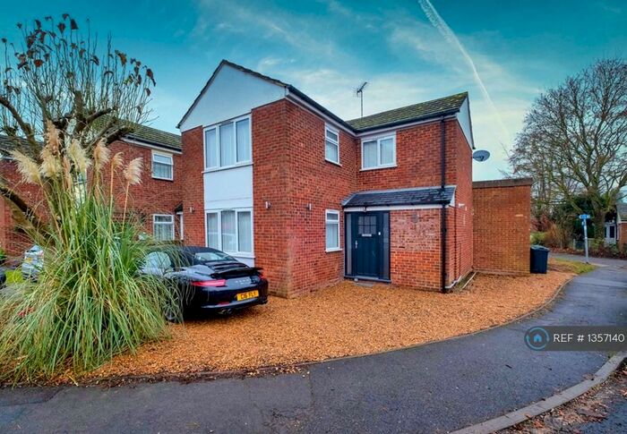 4 Bedroom Semi-Detached House To Rent In Cordons Close, Chalfont St. Peter, Gerrards Cross, SL9