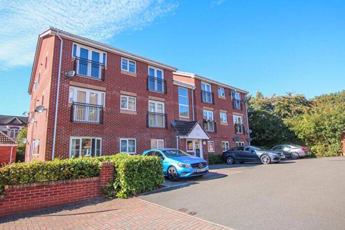 2 Bedroom Apartment To Rent In Signet Square, Stoke, Coventry, CV2