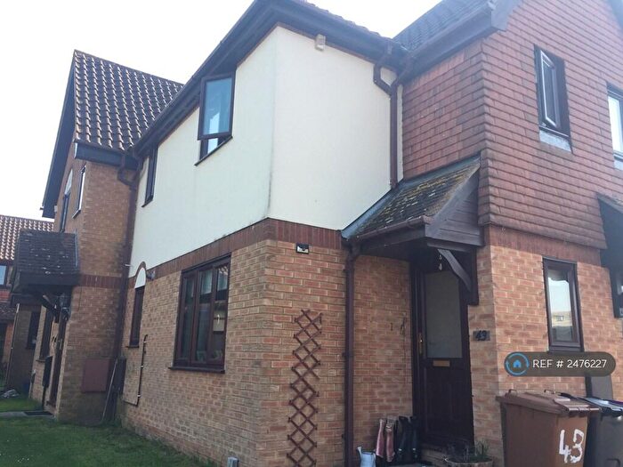 1 Bedroom Terraced House To Rent In Tabbs Close, Letchworth Garden City, SG6