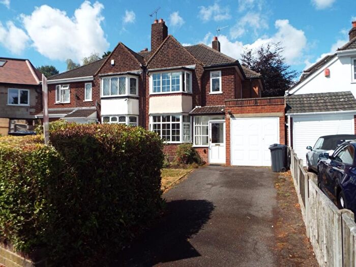 3 Bedroom Semi-Detached House To Rent In Cliveden Avenue, Birmingham, B42