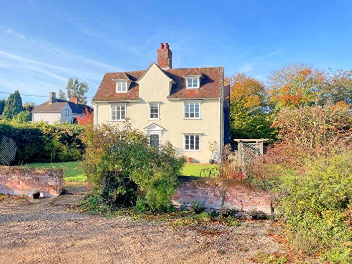 5 Bedroom Detached House For Sale In Coggeshall Road, Kelvedon, CO5
