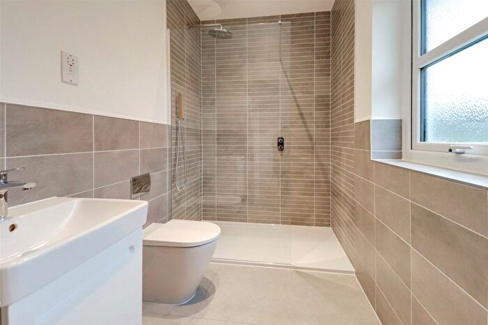 2 Bedroom Bungalow For Sale In Kenwith Meadows, Abbotsham, Bideford, Devon, EX39