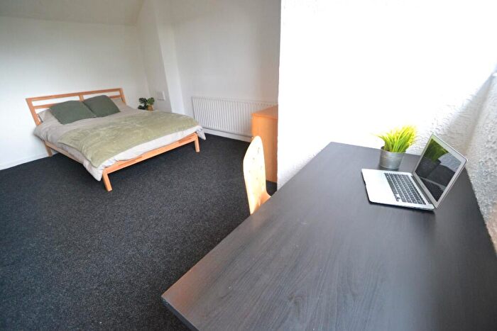4 Bedroom Terraced House To Rent In Claude Street, Dunkirk, Nottingham, NG7