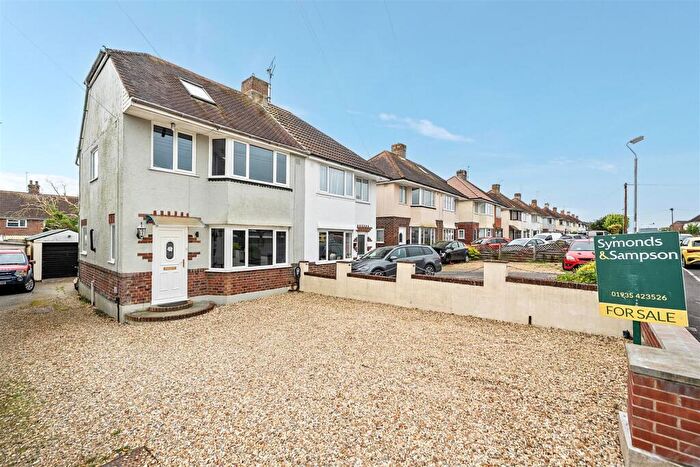 3 Bedroom Semi Detached House For Sale In Eliotts Drive, Yeovil, BA21