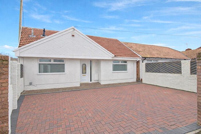 4 Bedroom Detached Bungalow To Rent In Merthyr Dyfan Road, Barry, CF62