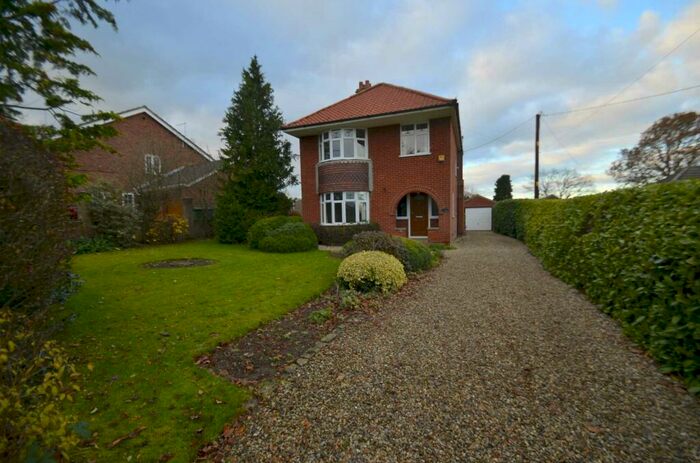 3 Bedroom Detached House To Rent In Highfield Avenue, Norwich, NR13