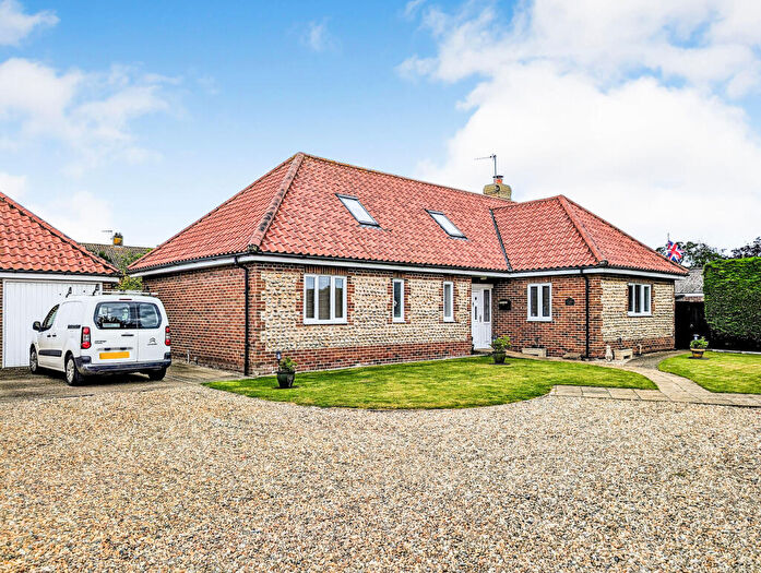 5 Bedroom Detached House For Sale In Meadow View, Bacton, Norwich, NR12