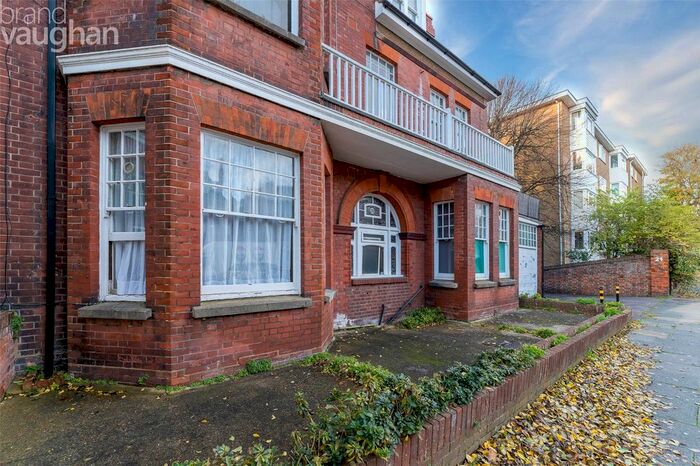 Studio To Rent In Palmeira Avenue, Hove, East Sussex, BN3