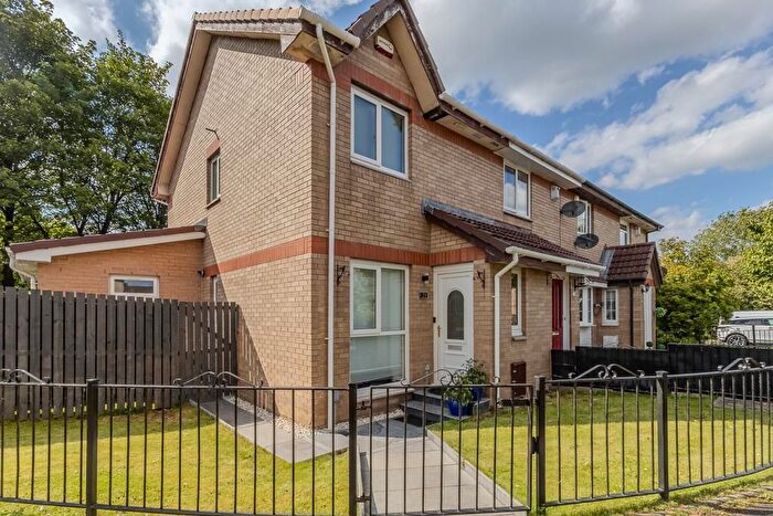 3 Bedroom End Terrace House For Sale In Everard Court, Colston, Glasgow, G21