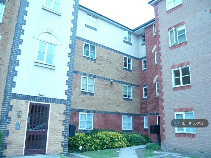 2 Bedroom Flat To Rent In St. Aidans Court, Barking, IG11