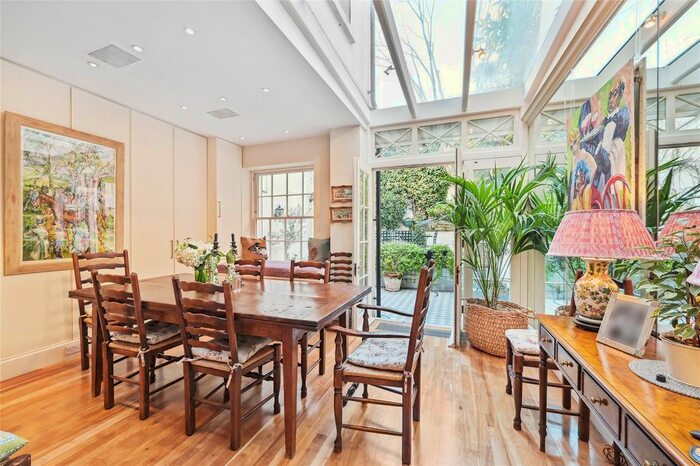 4 Bedroom Terraced House To Rent In South Eaton Place, Belgravia, SW1W