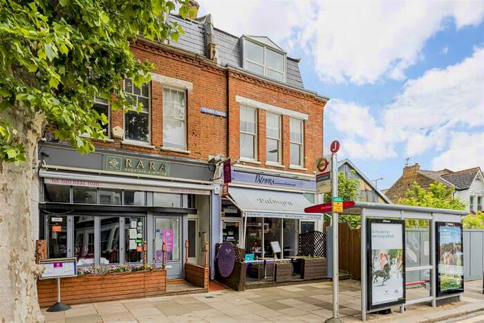 3 Bedroom Flat To Rent In Sandycombe Road, Kew, Richmond, TW9